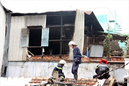 TP.HCM: Cháy nhà sát chợ Bàn Cờ, dân cư hoảng loạn